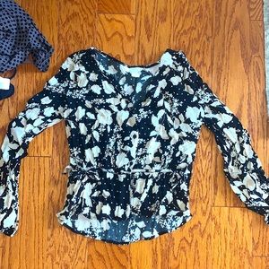 H & M blouse